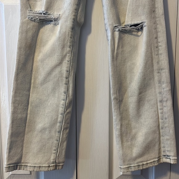 Kendall + Kylie Jeans The icon high-rise straight - Picture 4 of 11